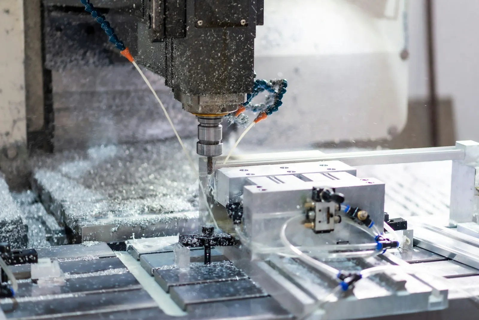 Fresamento CNC de peça em alumínio